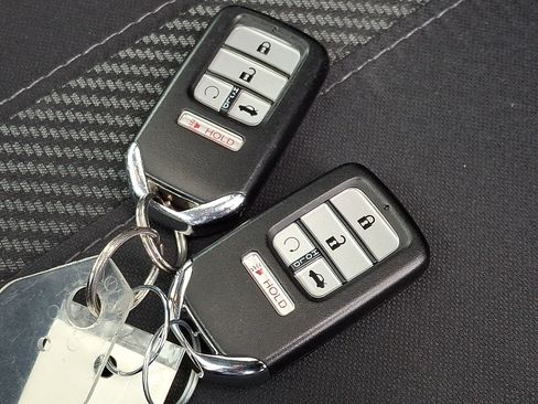 Used 2017 Honda Civic EX-T image 3