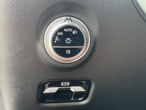 Certified 2024 Mercedes-Benz CLE 300 4MATIC Coupe image 34