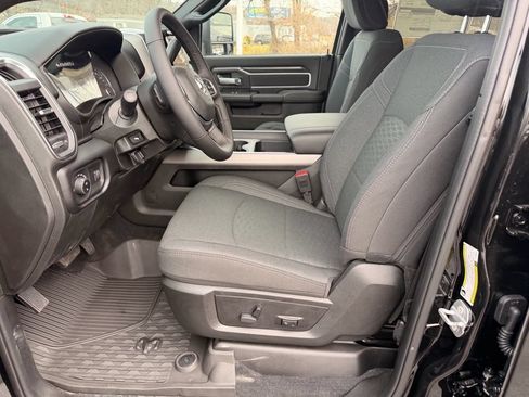 New 2026 RAM 2500 Big Horn AWD/4WD image 7
