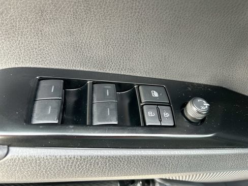 Used 2025 Toyota Camry SE w/ Multimedia Upgrade Package FWD image 13
