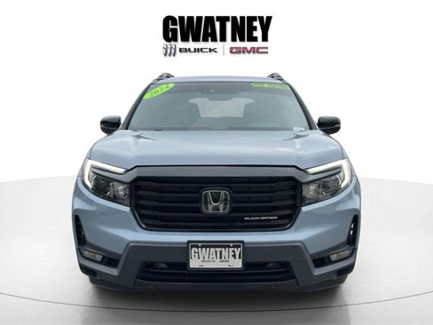 Used 2024 Honda Passport Black Edition image 2