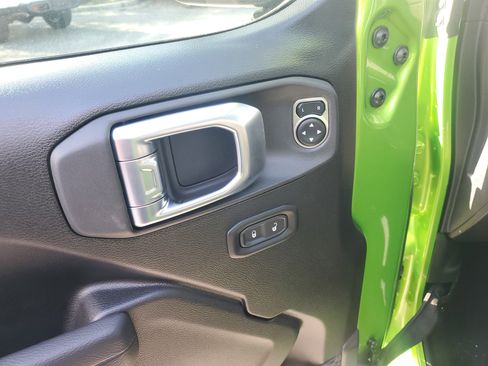 New 2026 Jeep Gladiator Sport image 12