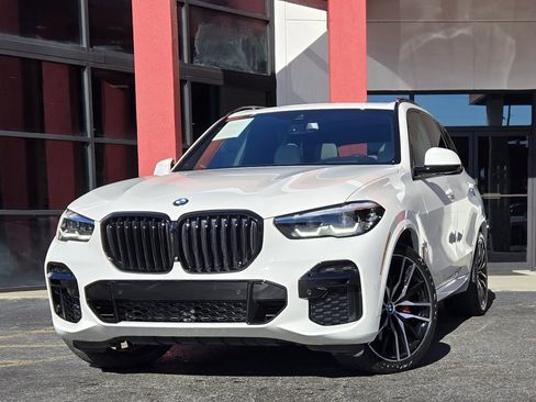 Used 2023 BMW X5 sDrive40i w/ M Sport Package image 1