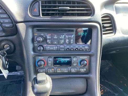 Used 1999 Chevrolet Corvette Convertible w/ Memory Pkg image 35