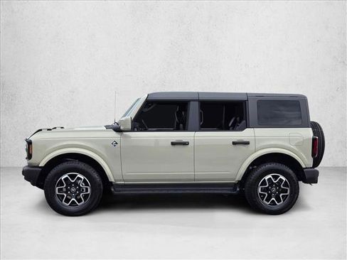 New 2026 Ford Bronco Outer Banks AWD/4WD image 8