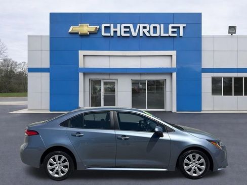 Used 2024 Toyota Corolla LE FWD image 8