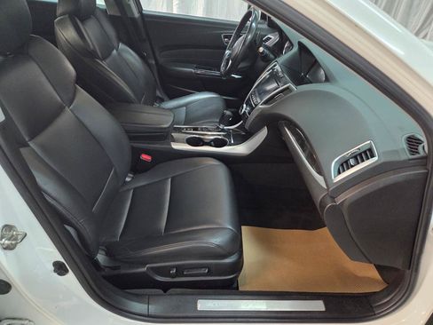 Used 2019 Acura TLX FWD image 13