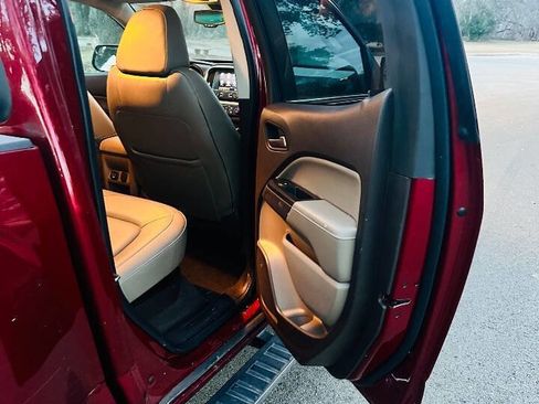 Used 2019 GMC Canyon SLT w/ Trailering Package image 19