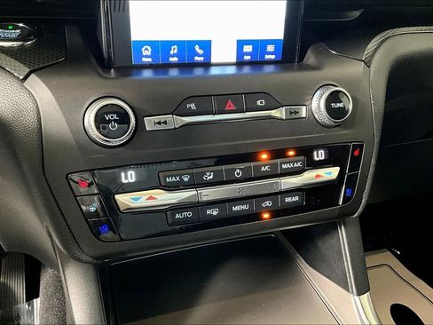 Used 2020 Ford Explorer ST w/ ST Street Pack image 32