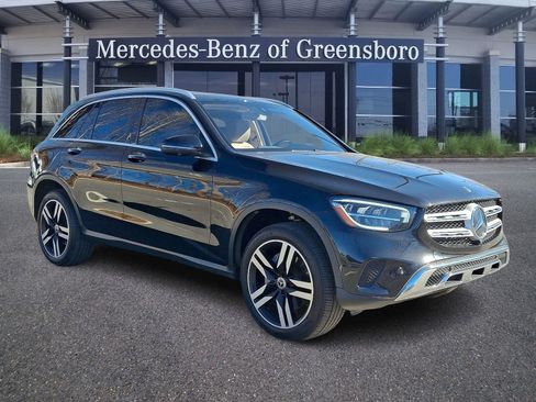 Certified 2020 Mercedes-Benz GLC 300 4MATIC image 3
