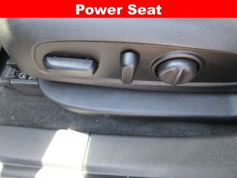 Certified 2020 Chevrolet Blazer Premier w/ Driver Confidence II Package FWD image 28