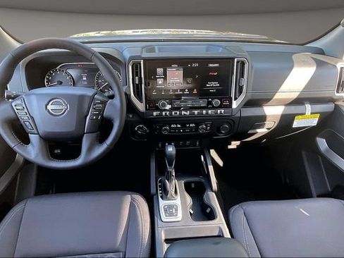 New 2026 Nissan Frontier SV w/ SV Convenience Package AWD/4WD image 5