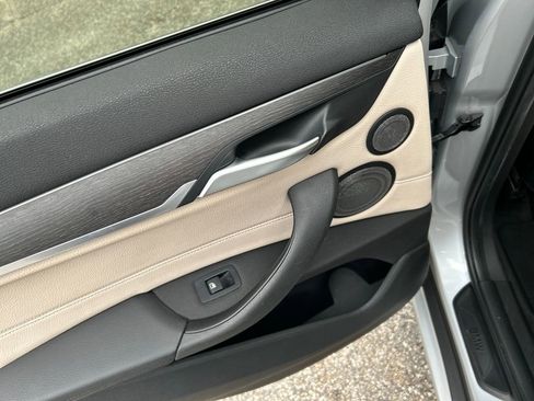 Used 2017 BMW X1 xDrive28i image 23