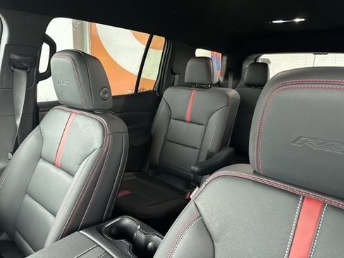 New 2026 Chevrolet Traverse RS image 19