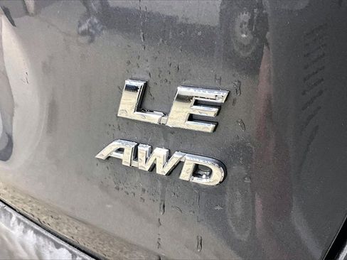 Used 2019 Toyota RAV4 LE image 24