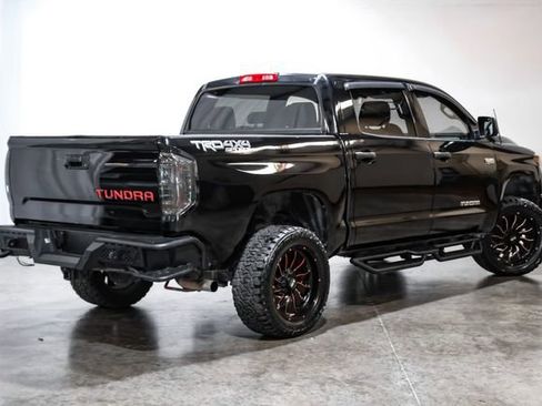 Used 2018 Toyota Tundra SR5 w/ TRD Sport Package image 10