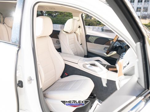 Used 2020 Mercedes-Benz GLS 580 4MATIC image 17