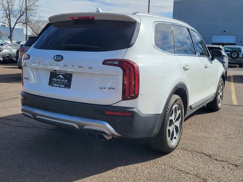 Used 2020 Kia Telluride EX image 3