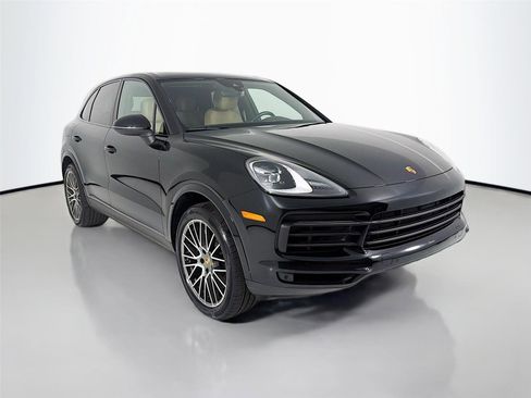 Certified 2023 Porsche Cayenne Platinum Edition AWD/4WD image 29