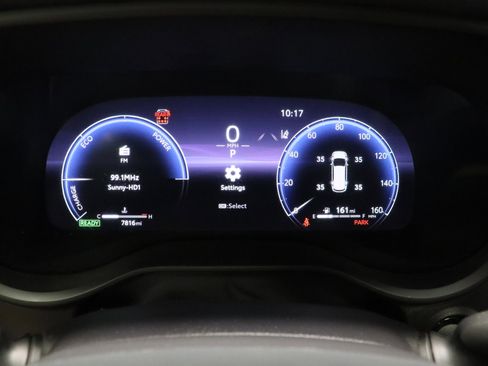 Used 2025 Toyota Sienna XLE Woodland Edition image 43