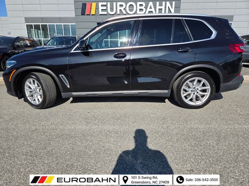 Used 2019 BMW X5 xDrive40i w/ Premium Package 2 AWD/4WD image 2