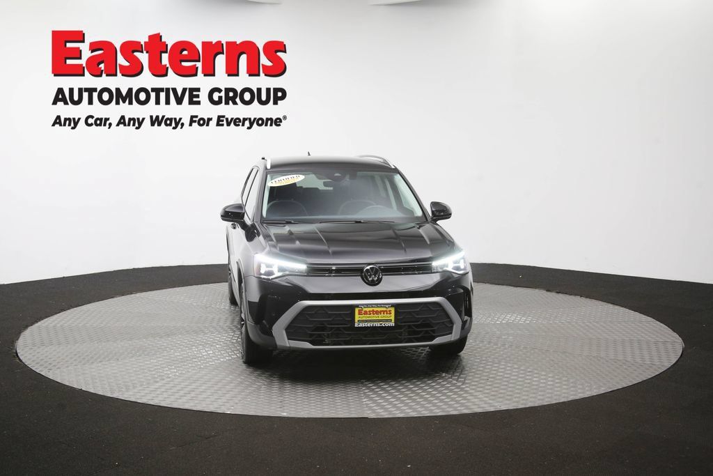 Used 2025 Volkswagen Taos SE FWD image 50