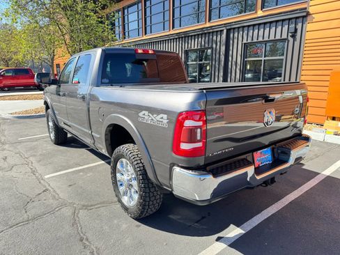 Used 2022 RAM 2500 Limited AWD/4WD image 3