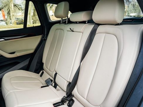 Used 2022 BMW X1 xDrive28i w/ Convenience Package image 18