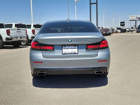 Used 2023 BMW 530i w/ Premium Package RWD image 9
