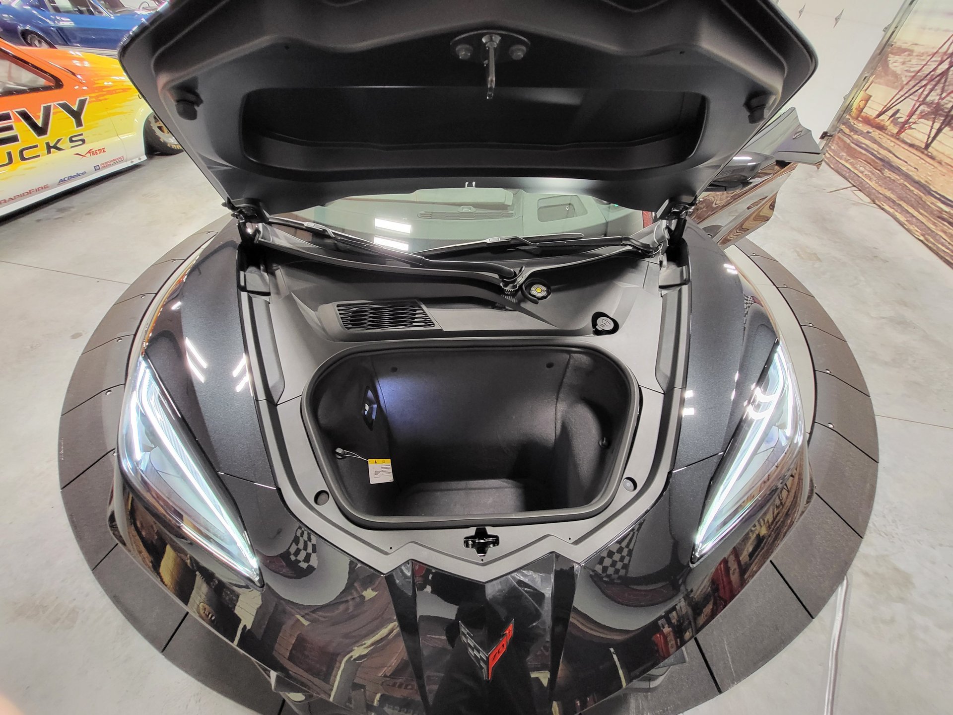 Used 2023 Chevrolet Corvette Stingray Premium Conv w/ Z51 Performance Package RWD image 28