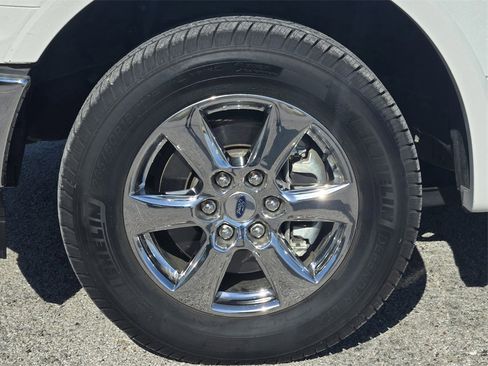 Used 2020 Ford F150 Lariat w/ Equipment Group 502A Luxury image 11