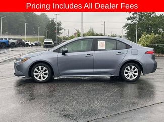 Used 2024 Toyota Corolla LE FWD video 2