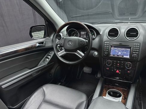 Used 2010 Mercedes-Benz ML 550 4MATIC image 37