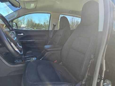 Used 2015 GMC Canyon SLE image 10