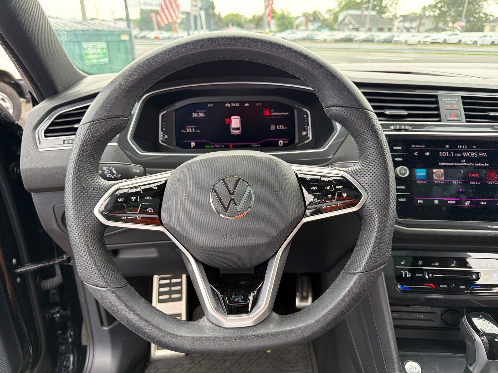 Used 2024 Volkswagen Tiguan SEL R-Line AWD/4WD image 36