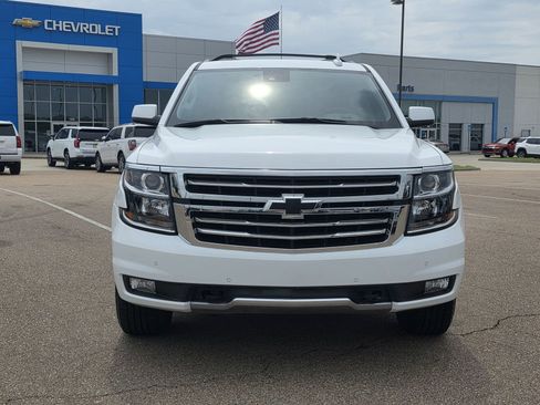 Used 2020 Chevrolet Suburban LT AWD/4WD image 2