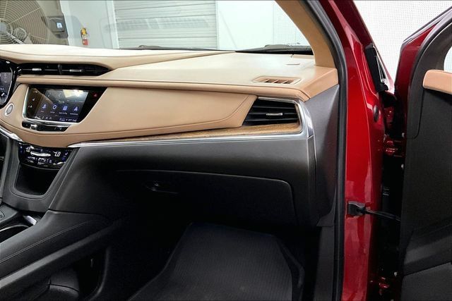Used 2022 Cadillac XT5 Sportv w/ Platinum Package AWD/4WD image 19