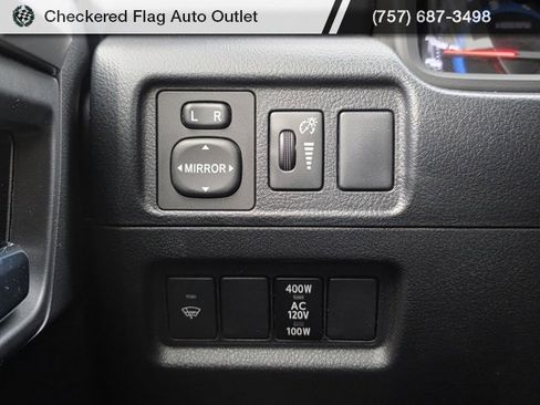 Used 2017 Toyota 4Runner SR5 image 11