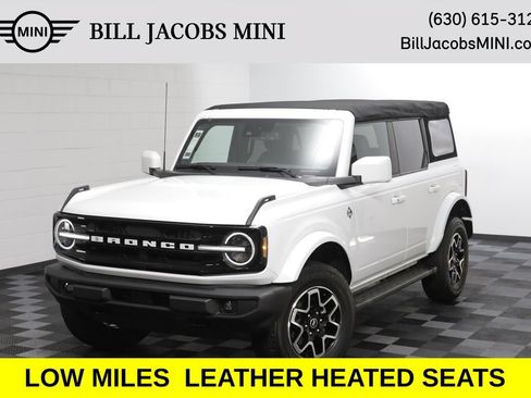 Used 2023 Ford Bronco Outer Banks AWD/4WD image 1