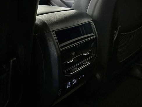 Used 2023 Jeep Grand Cherokee 4WD 4xe image 28