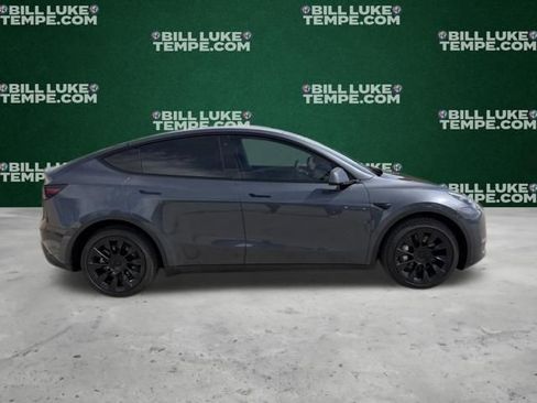 Used 2023 Tesla Model Y Long Range image 3
