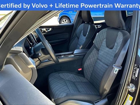 Used 2022 Volvo XC60 B5 Momentum image 31