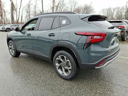 New 2026 Chevrolet Trax LT w/ Driver Confidence Package