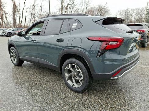 New 2026 Chevrolet Trax LT w/ Driver Confidence Package image 3