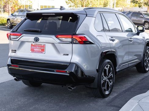 Certified 2022 Toyota RAV4 XSE w/ Weather Package image 5