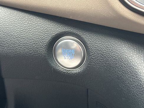 Used 2023 Hyundai Santa Fe SEL image 23