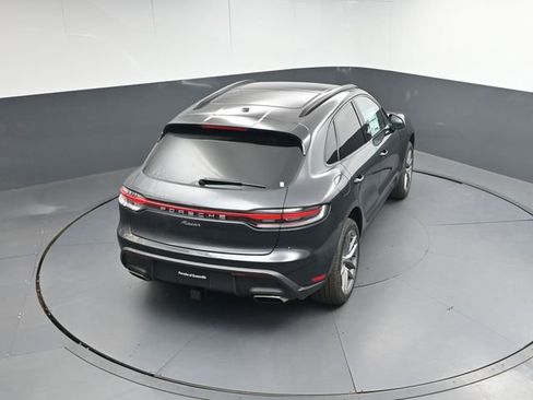 New 2026 Porsche Macan image 35