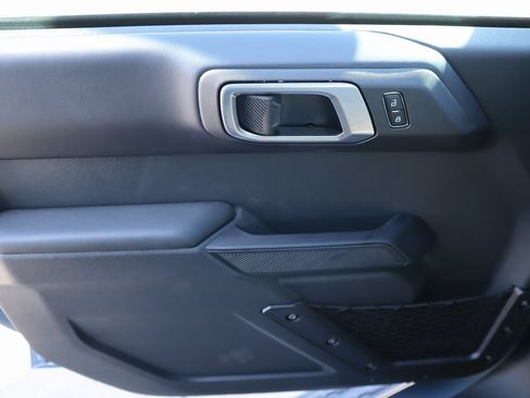 New 2025 Ford Bronco Outer Banks image 16