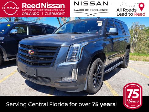 Used 2020 Cadillac Escalade Luxury image 1