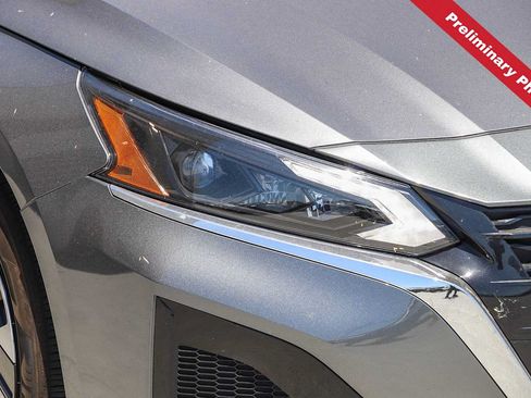 Used 2025 Nissan Altima 2.5 S FWD image 4